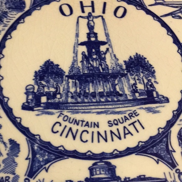 Vintage Ohio 1960s Tourist Souvenir Blue & White Ceramic Plate Collector Decor - Picture 3 of 17